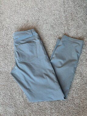 Mens Lululemon ABC Slim-Fit Trouser Golf Pants Warpstreme 32x31 Solar Light Grey